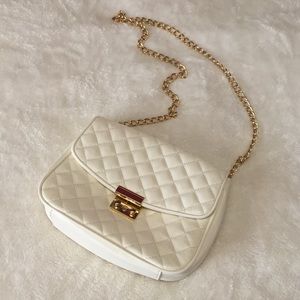 Quilted Purse with Gold Chain